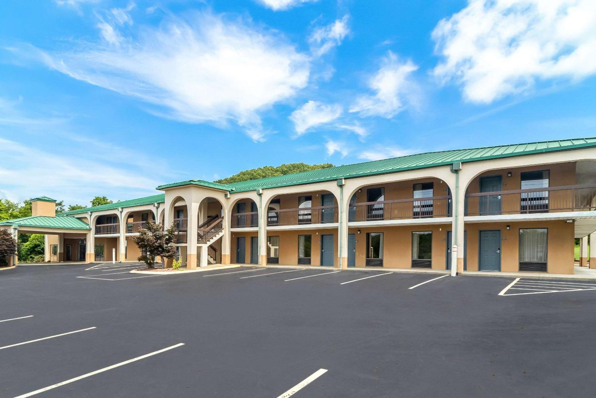 Quality Inn Russellville Екстер'єр фото