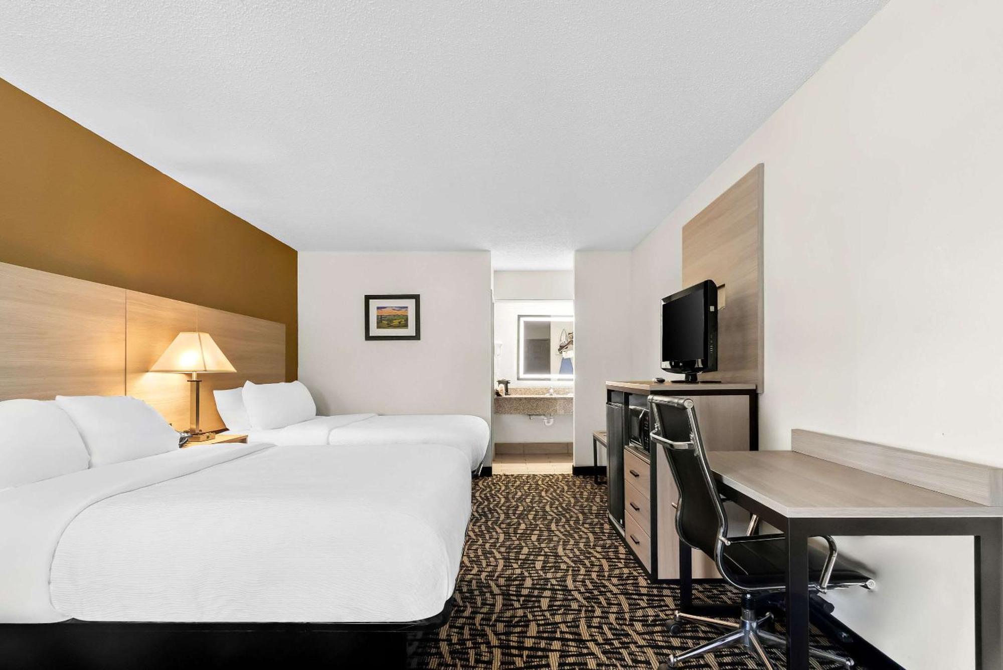 Quality Inn Russellville Екстер'єр фото